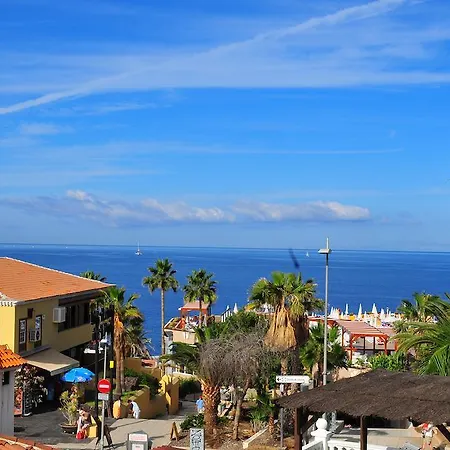 Flores Hotel 4*