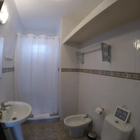 Hotel Flores