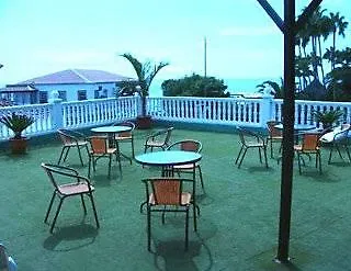 Flores 4* 阿德耶